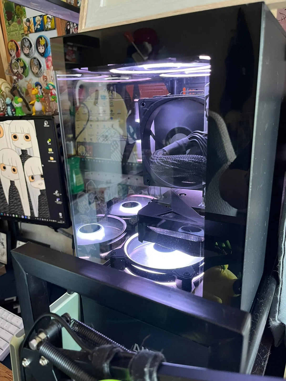 オシャレより趣味なPC作業デスク